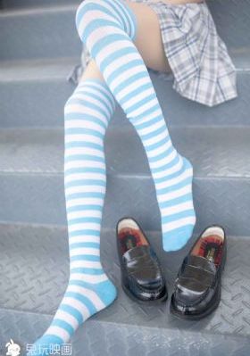 因为爱情很复杂免费观看完整_JVID性感写真